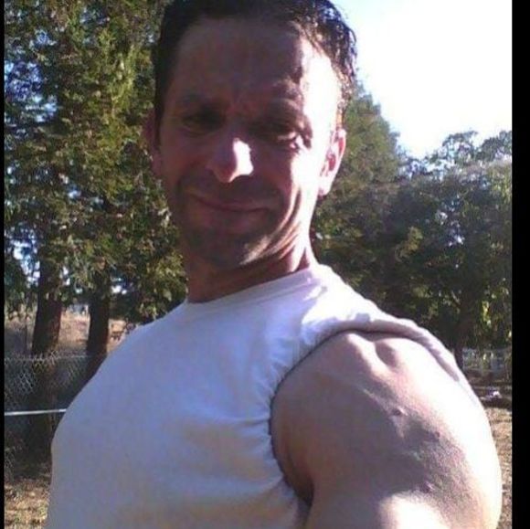 Meet your Posher, Derek - Picture 1 of 1